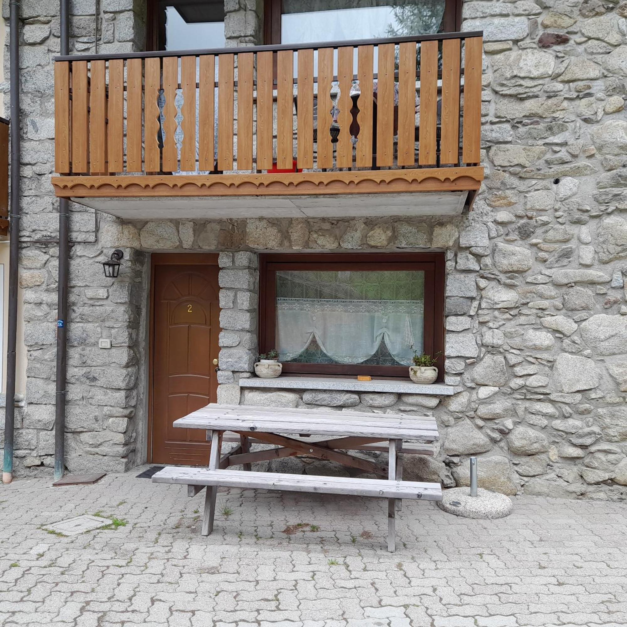 Soggiorno Vacanze Stella Alpina เตมู ภายนอก รูปภาพ